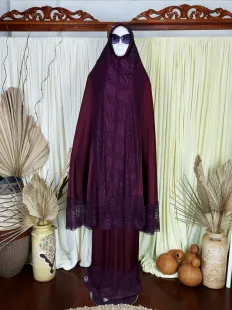 Mukena Premium Armany Sajadah Burgundy 1 burgundy_2